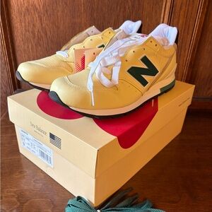 New Balance 996 Men’s sneakers, size 11,  brand new in box